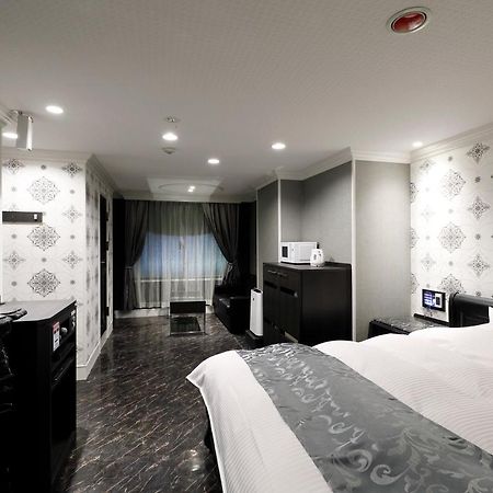 ホテルバースデーきよす店 Hotel Birthday Kiyosu Eksteriør billede
